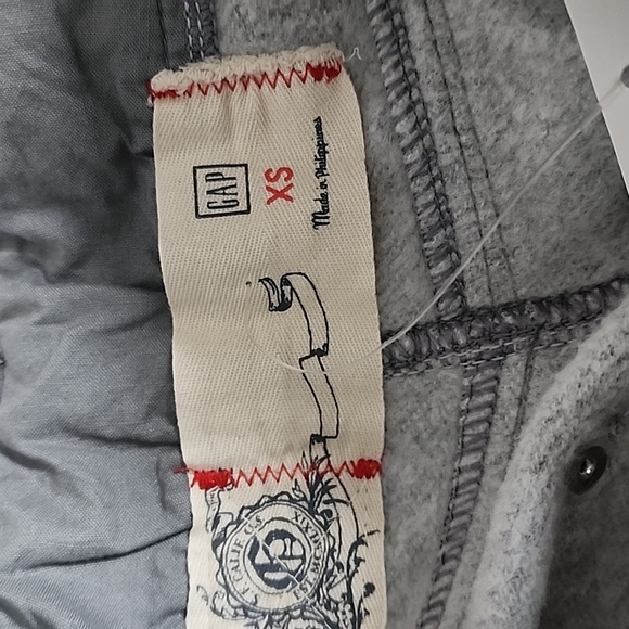 GAP GRAY MINI SKIRT/ SIZE XS - Picture 4 of 11